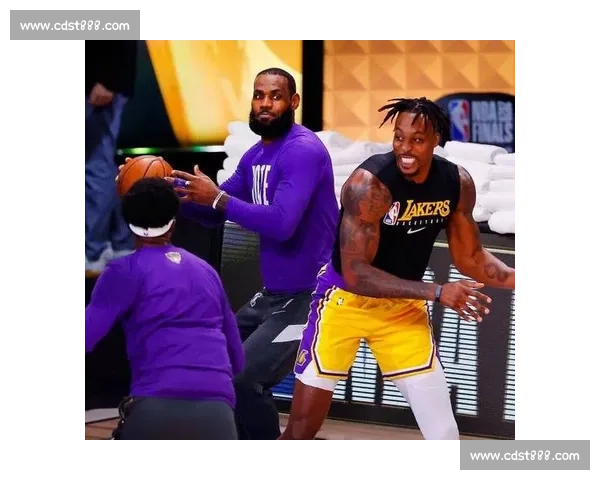 霍华德正面对决詹姆斯的时代碰撞与巨星意志终极较量赛场风云全景回顾