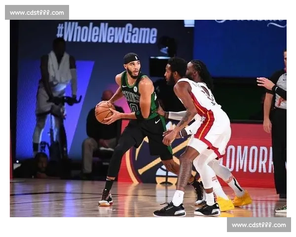 热火对阵凯尔特人第二场攻防博弈与系列赛走向解析关键时刻全面复盘